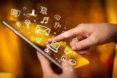 場(chǎng)內(nèi)與場(chǎng)外個(gè)股期權(quán) 技術(shù)賦能下的差異與融合